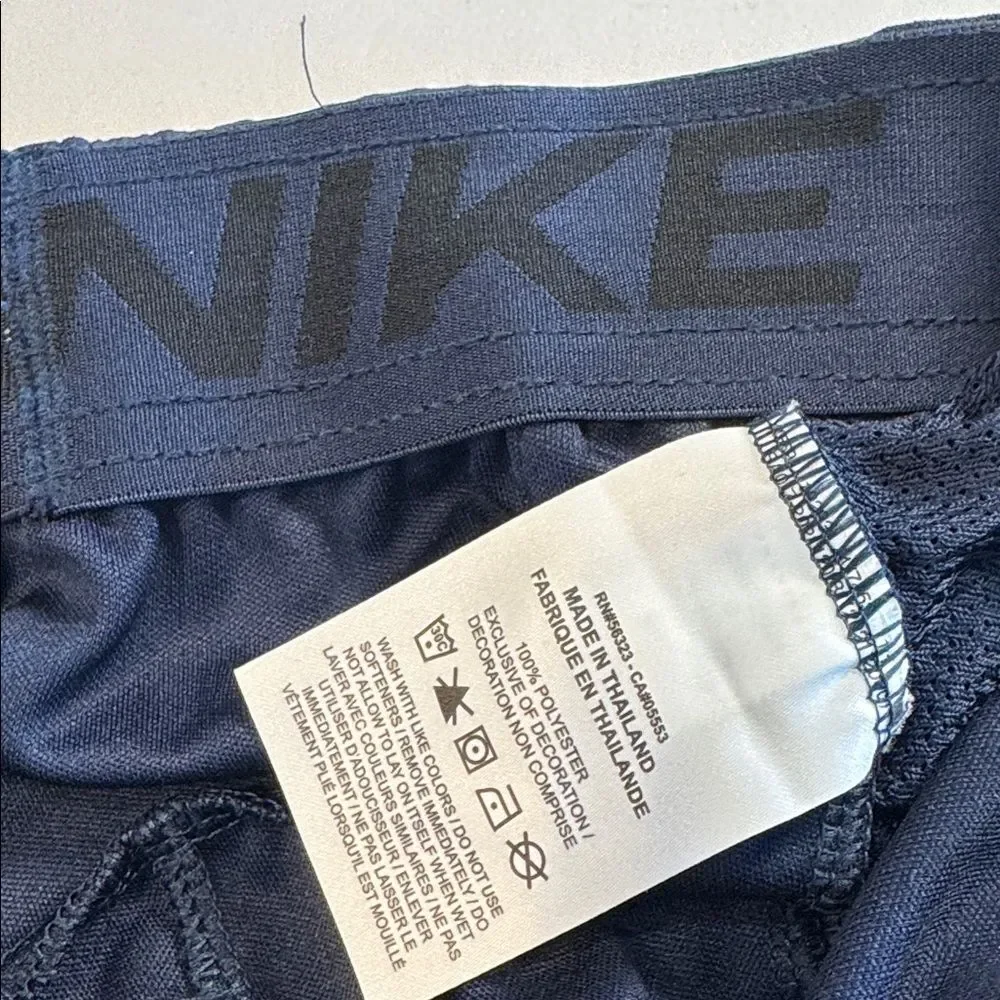 Nike Men's Navy Blue Joggers Size Medium